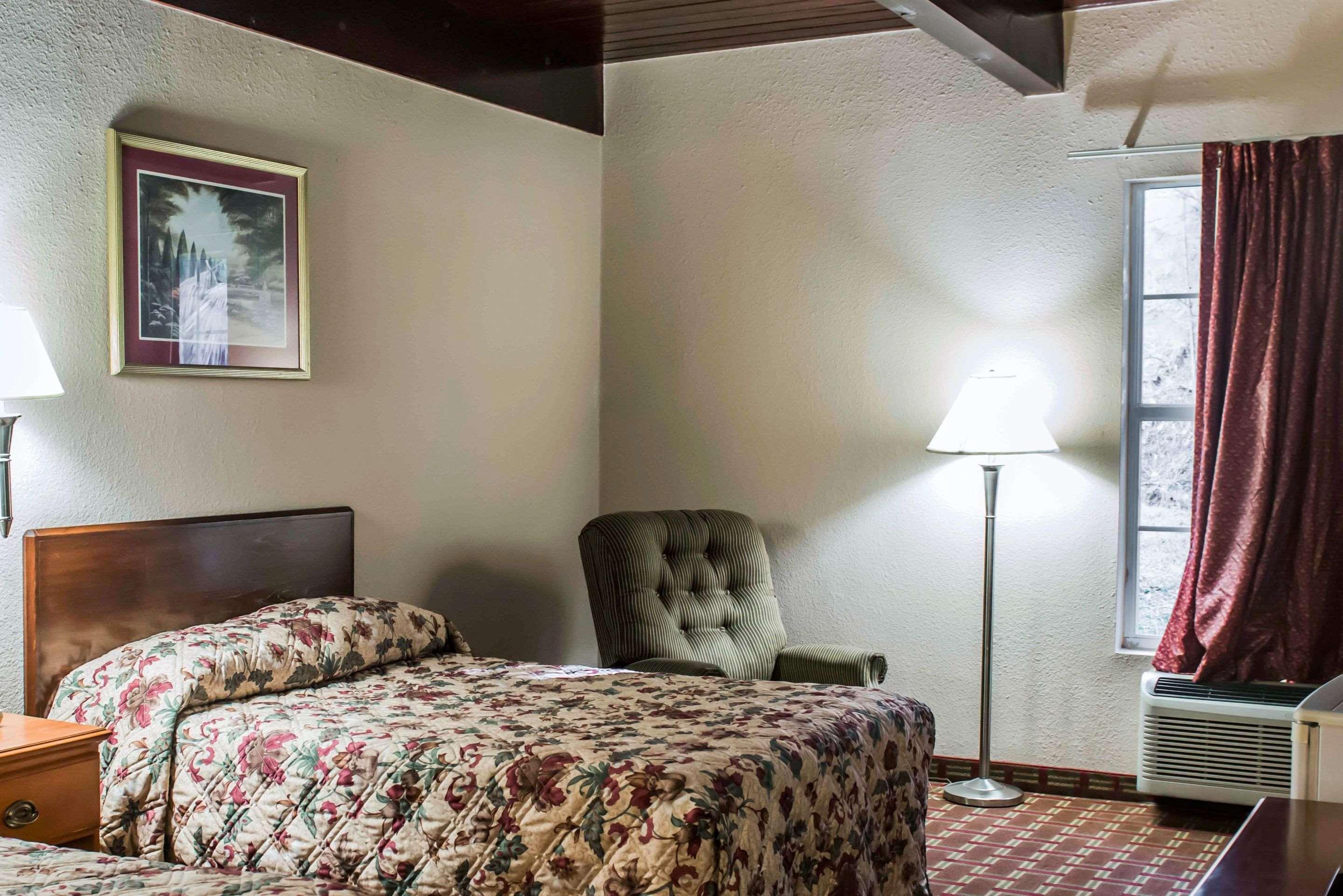 Econo Lodge Tallahassee Near Capital -University Kültér fotó